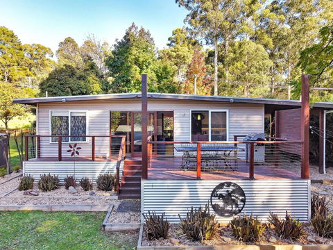 Ren Basera - Phillip Island Accommodation 0