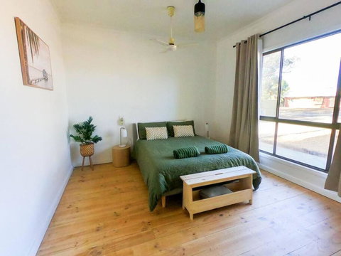 Renovated 3BD With Pool And Spa Bath - Phillip Island Accommodation 3