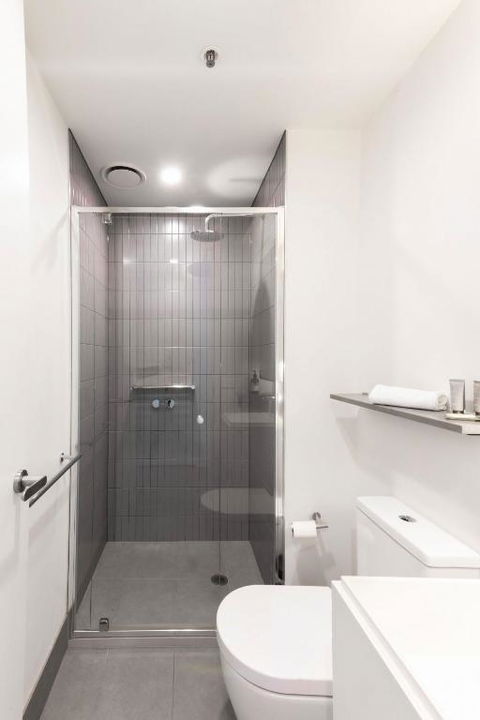 Resort Style Living 2 Bed Apt With Pool BBQ - Phillip Island Accommodation 2