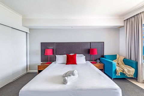 Resort Style Living In An Oceanview King Suite - Phillip Island Accommodation 2