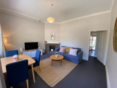 Retro Apt 6 Mins To Victoria Quay - Phillip Island Accommodation 0