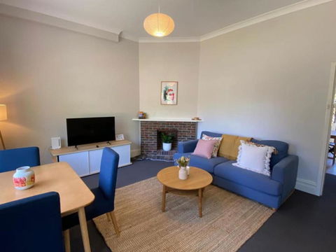 Retro Apt 6 Mins To Victoria Quay - Phillip Island Accommodation 3