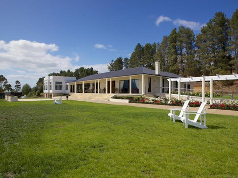 Riversdale Estate Cottages - Phillip Island Accommodation 0