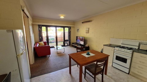 Rise N Shine - Affordable 50sqm Garden Apartment - Phillip Island Accommodation 3