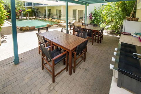 SAILS 9 Beachfront Getaway Horseshoe Bay - Phillip Island Accommodation 3