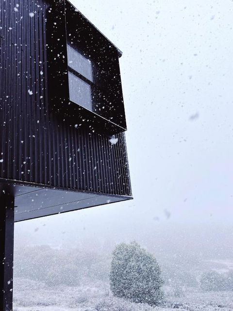 Roam Merrijig - Luxury Stay With Mountain Views - Foothills Of Mt Buller - Phillip Island Accommodation 3