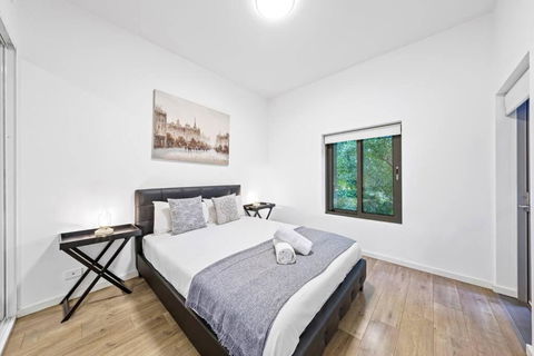 Rooftop 2 Bed Apt With Terrace At Newtown MHS - Phillip Island Accommodation 1