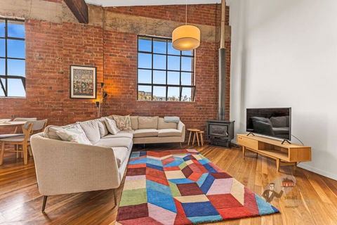 Rooftop Warehouse In Fitzroy - Phillip Island Accommodation 3