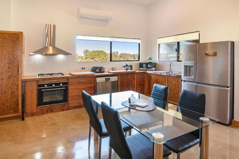Rosa Glen Retreat - Margaret River - Phillip Island Accommodation 3