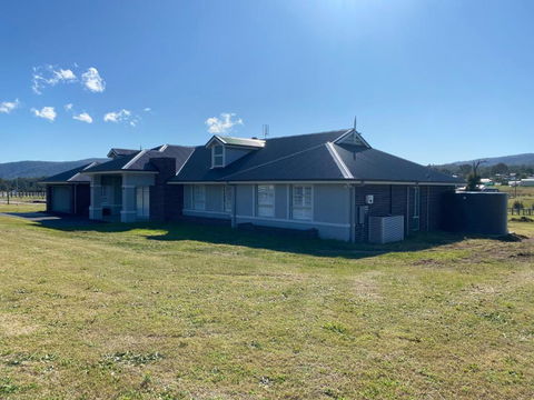 Rosehill Vines - Phillip Island Accommodation 0