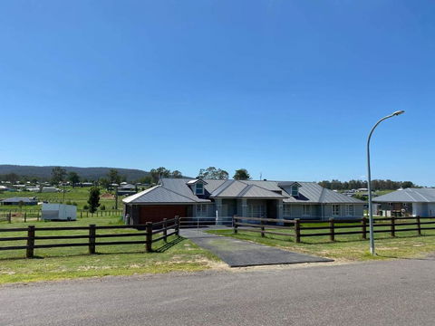 Rosehill Vines - Phillip Island Accommodation 2