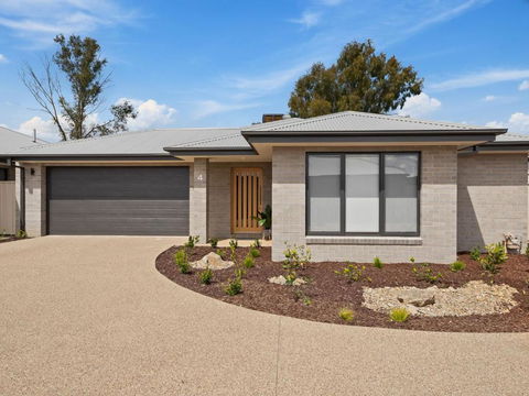 Rosella Retreat - Phillip Island Accommodation 0