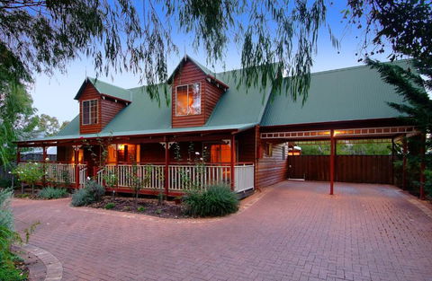 Rosewood Cottage - Phillip Island Accommodation 2