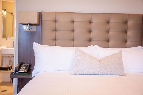 Royal Hotel Randwick - Phillip Island Accommodation 2