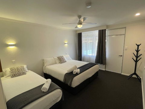 Royal Hotel Motel Scone - Phillip Island Accommodation 0