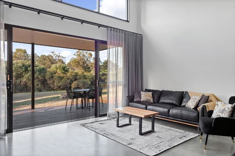Ruse Estate Retreat Margaret River - Phillip Island Accommodation 0