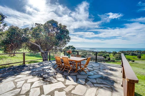 Rustic Cottage - Phillip Island Accommodation 2