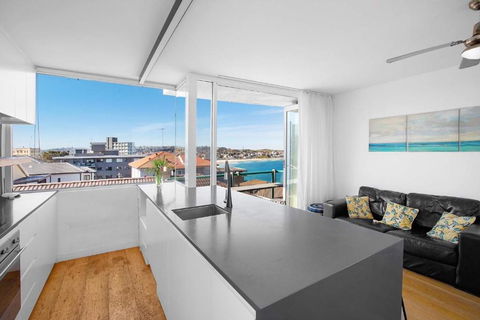 S16S - Bondi Vistas - Phillip Island Accommodation 0