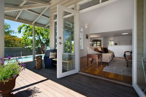 Sades - Phillip Island Accommodation 2