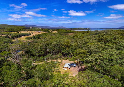 Saintys Creek Cottage - Phillip Island Accommodation 0