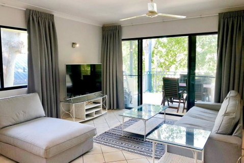 Salt & Sand - Tropical Oasis Footsteps To Beach - Phillip Island Accommodation 1