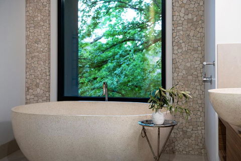 Saltus Luxury In Hepburn - Phillip Island Accommodation 2