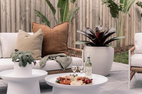 SALTY PALMS By The Sea - TWO - Phillip Island Accommodation 3