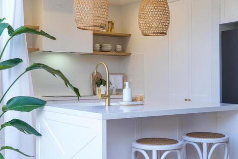 SALTY PALMS By The Sea - TWO - Phillip Island Accommodation 2