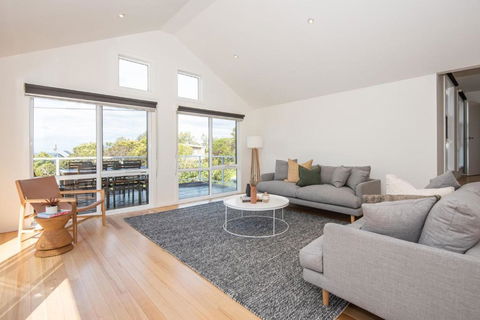 Salty Shores Smiths Beach - Phillip Island Accommodation 2