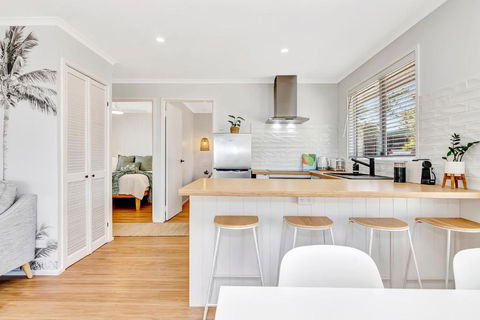 Sanbis Cabin - Hidden Boutique Retreat, Sea Views - Phillip Island Accommodation 3