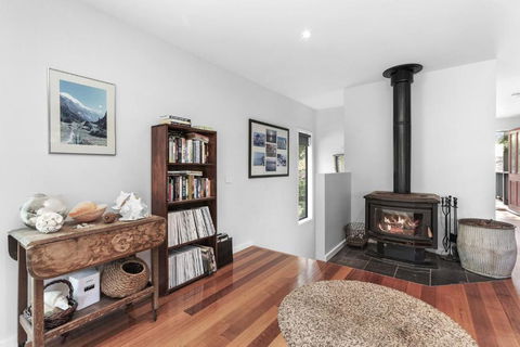 Sanctuary House - Phillip Island Accommodation 0