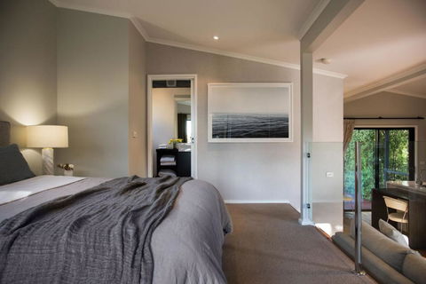 Sanctum - Phillip Island Accommodation 3