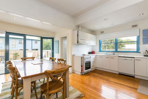 Sand Surf And Sunshine - Phillip Island Accommodation 1