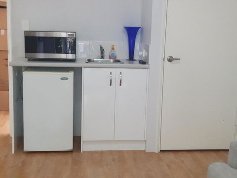 Sandalwood Guest Room - Phillip Island Accommodation 1