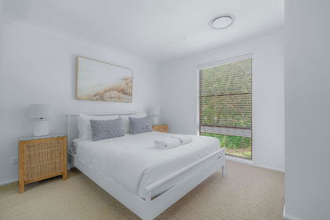 Sandalwood At Huskisson - Phillip Island Accommodation 0