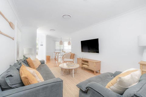Sandalwood At Huskisson - Phillip Island Accommodation 3