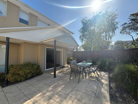 Sandpiper 10 - Close To Town And Beach - Phillip Island Accommodation 1