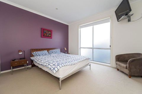 Sandpiper 5 - Close To Town And Beach - Phillip Island Accommodation 2