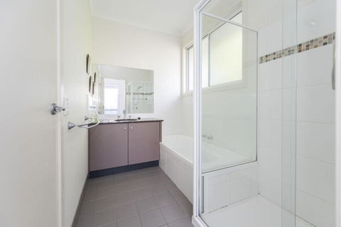 Sandpiper 5 - Close To Town And Beach - Phillip Island Accommodation 3