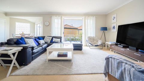Sandpiper 9 - Close To Town And Beach - Phillip Island Accommodation 2
