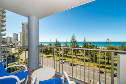 Sandpiper Broadbeach - Phillip Island Accommodation 3