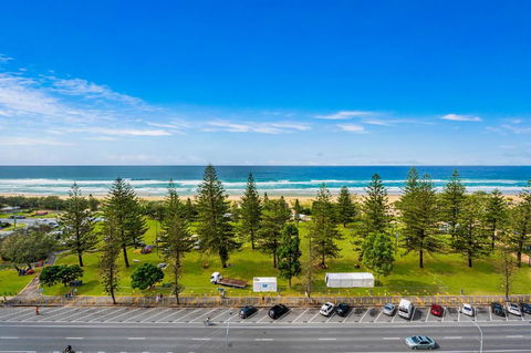 Sandpiper Broadbeach - Phillip Island Accommodation 0