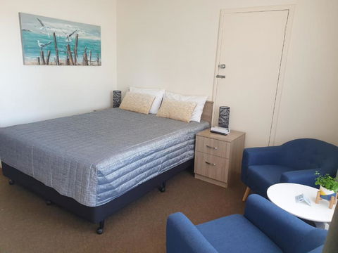 Sandpiper Motel Ulladulla - Phillip Island Accommodation 2