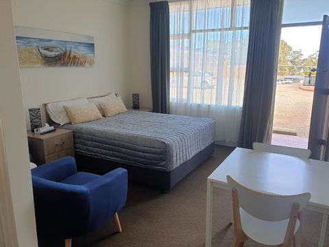 Sandpiper Motel Ulladulla - Phillip Island Accommodation 0