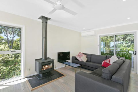 Sands End - Phillip Island Accommodation 2