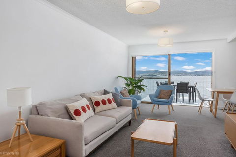 Sandy Bay Waterfront - Phillip Island Accommodation 0