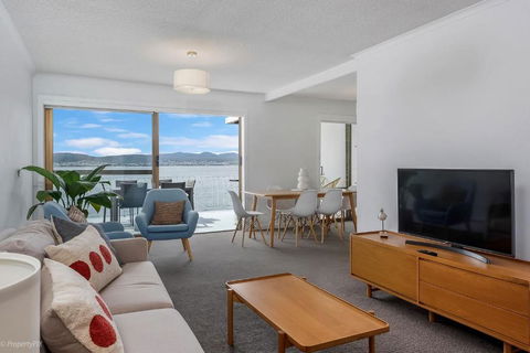 Sandy Bay Waterfront - Phillip Island Accommodation 2