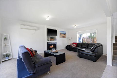 Sandy Beach House Cowes - Phillip Island Accommodation 2