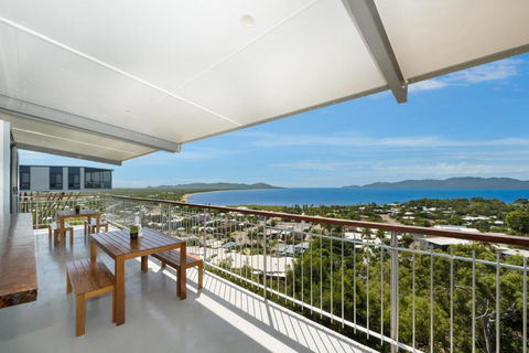 SEA-Renity On Castle Hill - Phillip Island Accommodation 0