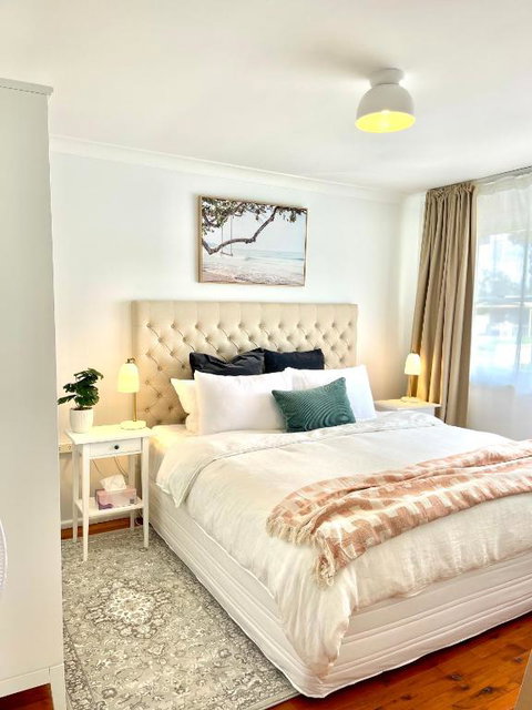 Sunshine Retreat Modern 3BR Haven - Phillip Island Accommodation 0